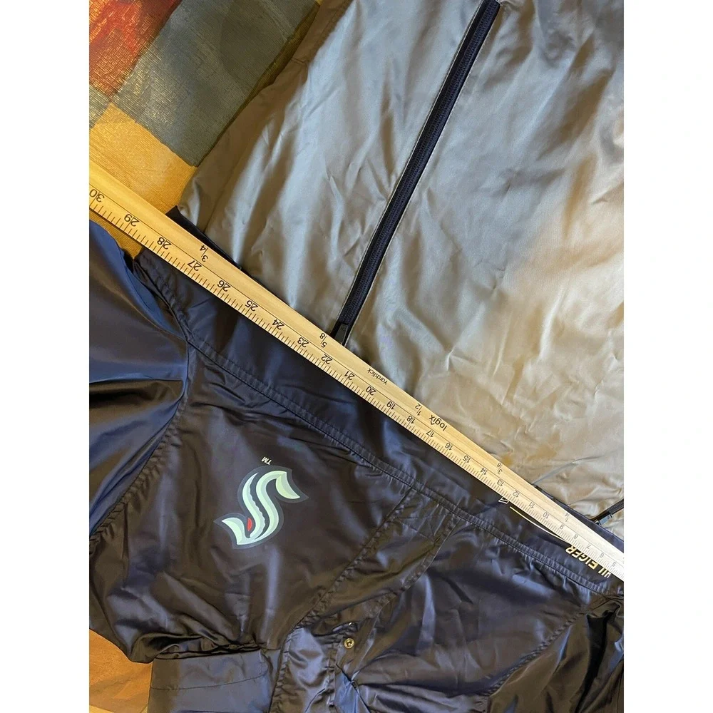 Men's 2XL NWT Seattle Kraken Tommy Hilfiger Anorak‎ Quarter-Zip Hoodie Jacket